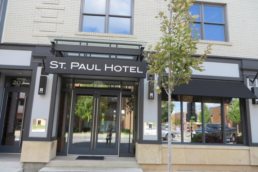 St. Paul Hotel Уустер Екстериор снимка