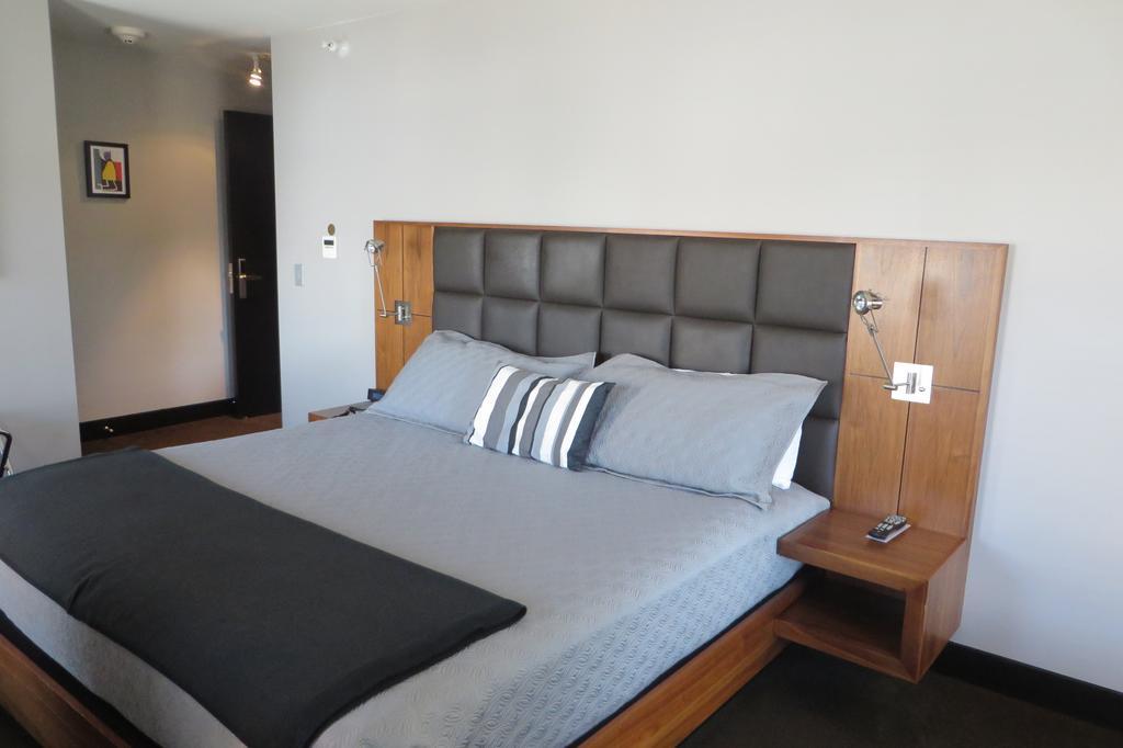 St. Paul Hotel Уустер Стая снимка